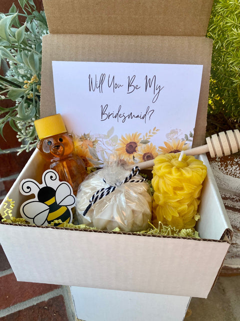 Be My Bridesmaid Gift Box, Sunflower Proposal Box for Bridesmaid, Maid and Matron of Honor, Bridal Party Gift, Sunflower Wedding Gift Box