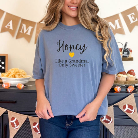 New Grandma Shirt, Honey to Be Shirt for Grandma, World's Best Grandma Gift, Call Me Honey, Promoted to Honey Sweatshirt