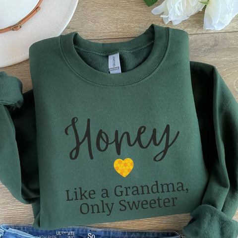 New Grandma Shirt, Honey to Be Shirt for Grandma, World's Best Grandma Gift, Call Me Honey, Promoted to Honey Sweatshirt, Mother in Law Gift