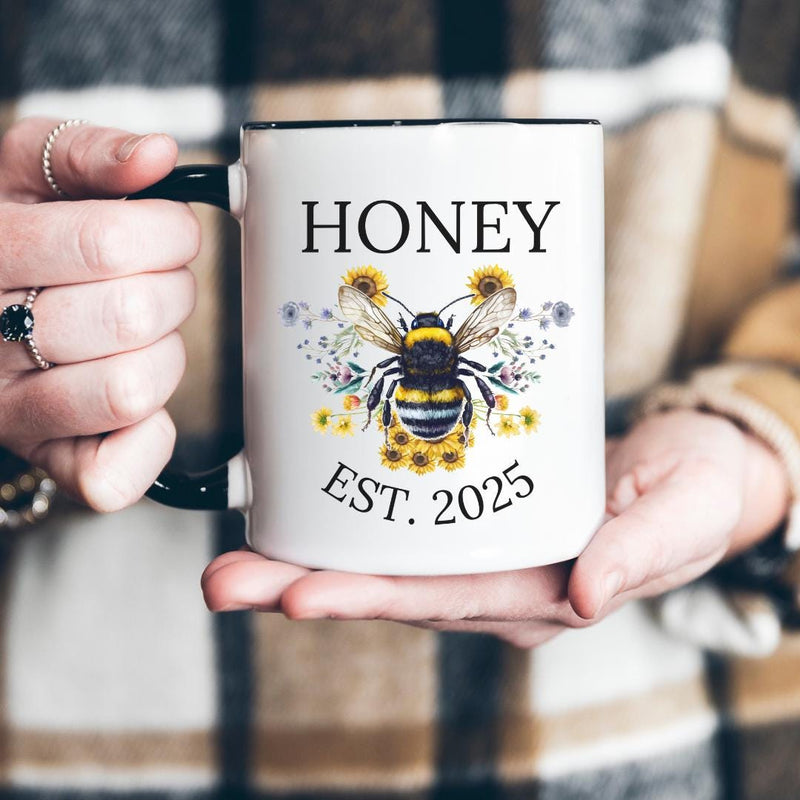 Honey Grandma Gift, New Grandma Ornament, Pregnancy Reveal Grandma, Call Me Honey Gift, Grandma to Be Gift, Bumblebee Grandma Ornament