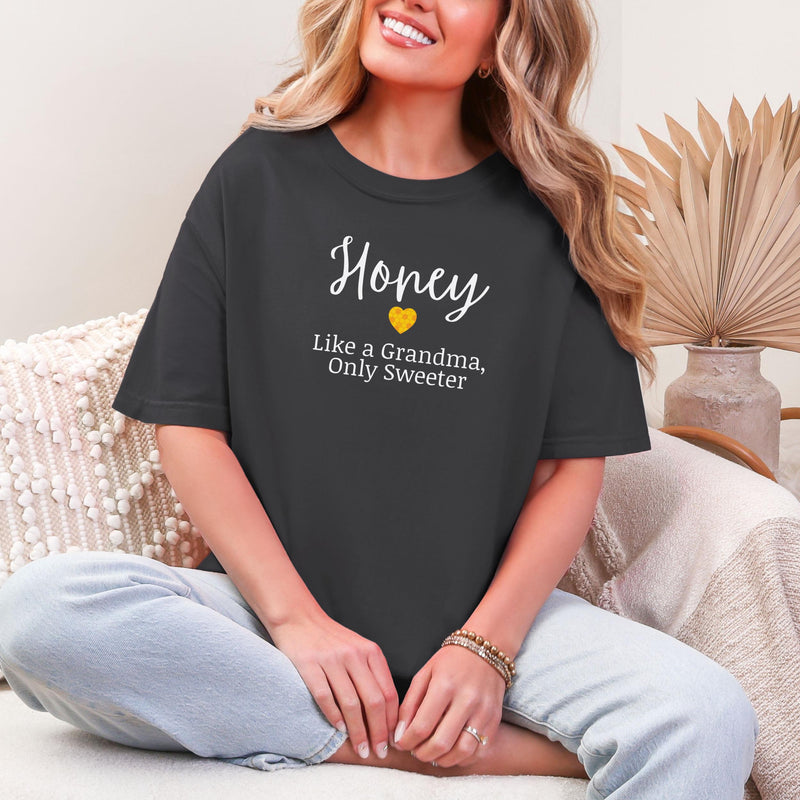 New Grandma Shirt, Honey Grandma Gift, Call Me Honey Tee, Promoted to Honey Shirt, Pregnancy Reveal Grandma, Grandma to Be Gift