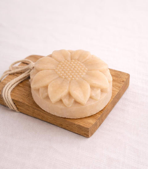 Oatmeal Honey Sunflower Soap, Sunflower Gift, Bee Flower Soap, Hand Poured Honey Soap, Decorative Guest Soap